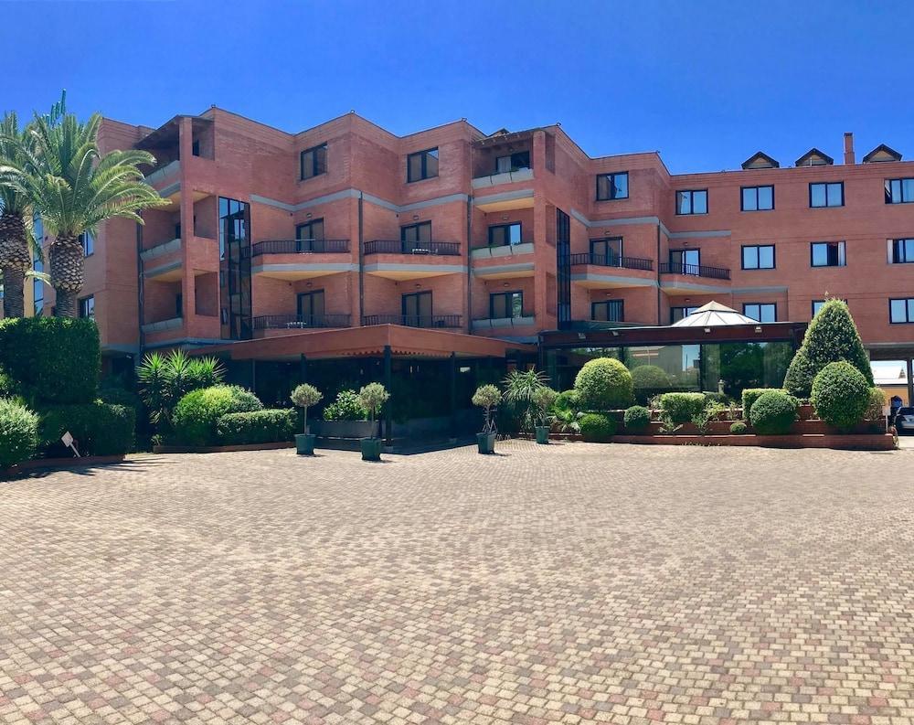 Hotel Grillo Assemini Εξωτερικό φωτογραφία