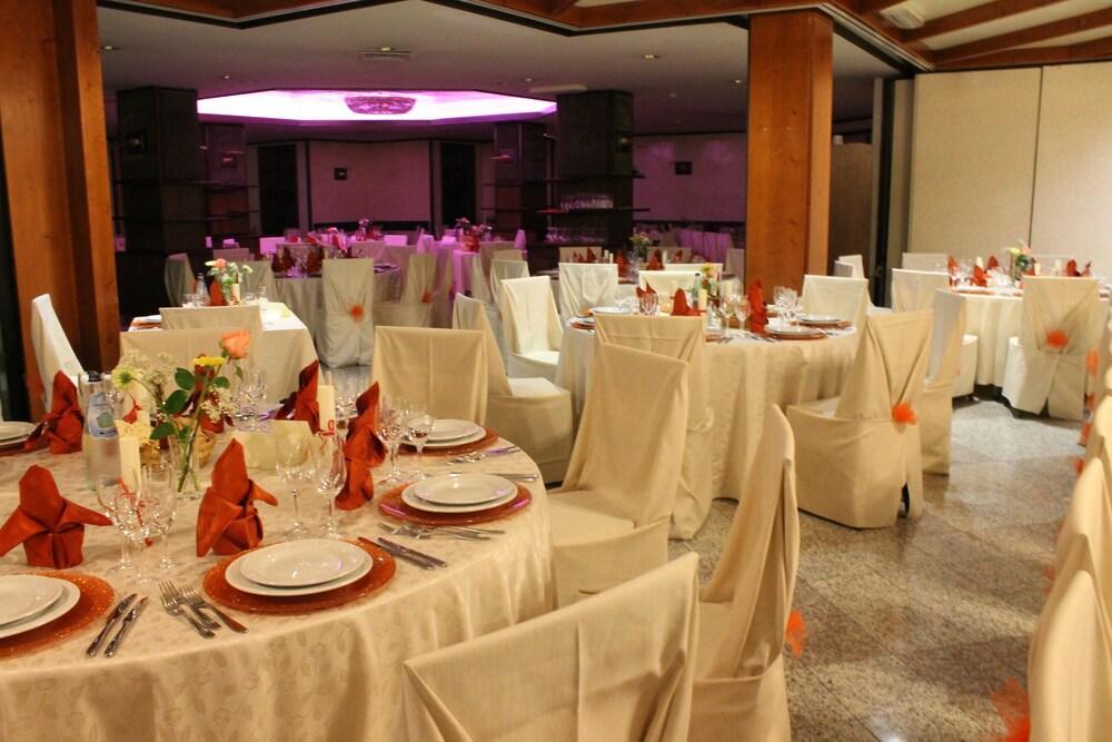 Hotel Grillo Assemini Εξωτερικό φωτογραφία